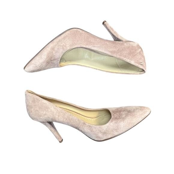 Coach Velvet Pumps - Picture 1 of 4